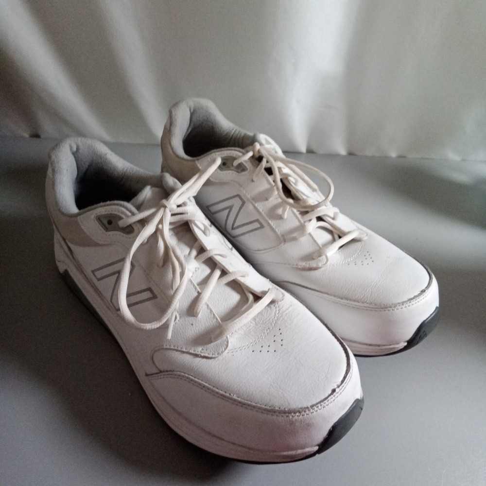 New Balance 928v3 Mens White Leather Walking Shoes MW928WT3 Size 12.5 6E Wide